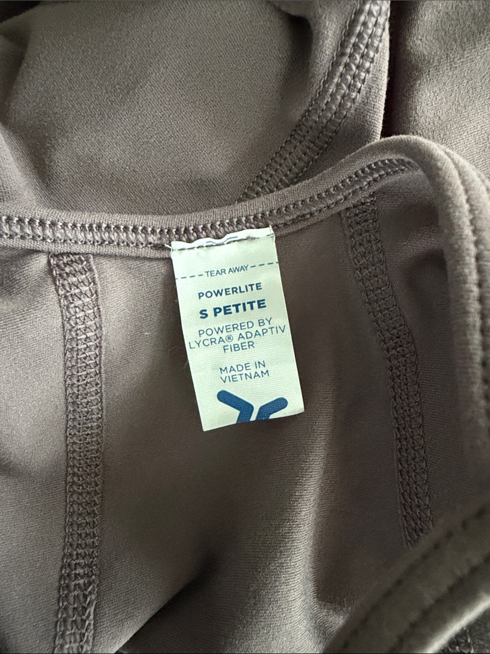 Old Navy PowerLite Jumpsuit Women’s Small Petite Mauve One Piece Activewear Yoga - Picture 6 of 6
